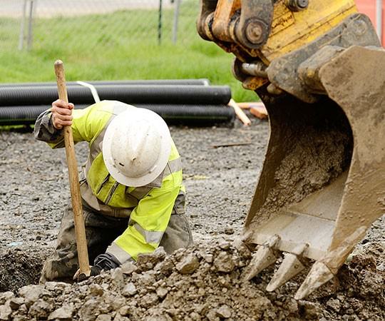 Земляные работы в Магадане и  Магаданской области
