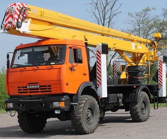 Аренда автовышки в Магадане и  Магаданской области